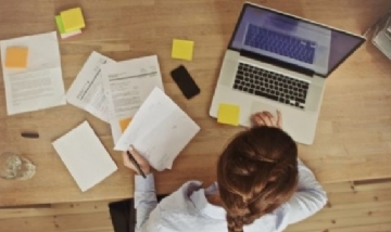 Cumplir los objetivos de la empresa, pero desde casa: la ecuación perfecta para los "millennials"