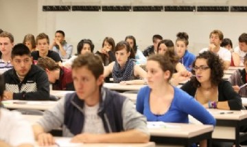 La Unesco recomienda que en la Argentina las carreras universitarias sean más cortas
