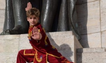 Máximo Leiva, el campeón de 14 años de Funes, fue convocado al Mundial de Wushu en China