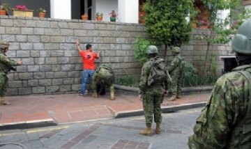 Ecuador: "La dolarización facilita el lavado para que operen las bandas criminales"