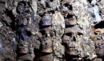 Descubrimiento histórico: hallaron una torre con 119 cráneos humanos en México