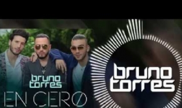 Yandel, Sebastián Yatra y Manuel Turizo divirtiéndose en una fiesta de casamiento en el video "En Cero"