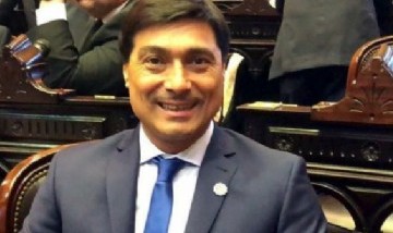 El Partido Fe pide la renuncia partidaria al diputado Pablo Ansaloni, tras sus dichos antisemitas