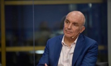 José Luis Espert reclamó "un límite a la natalidad en los hogares pobres"