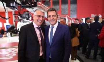 Carlos Puglelli, candidato del Frente Renovador en la Segunda: Massa afianza su armado bonaerense.
