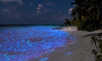 La oscura verdad detrás de las azules aguas de un lago que triunfa en Instagram