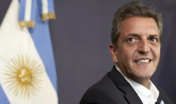 Según la revista Forbes, tres fondos de inversión de EEUU compiten para contratar a Sergio Massa