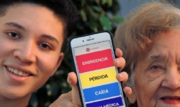 Joven de 17 años se inspiró en su abuela y creó una app para cuidar adultos mayores