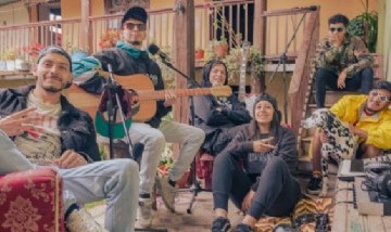 Isla de Perros lanza su disco homónimo, un trabajo de crítica social introspectiva