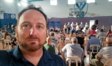 Un candidato a intendente promete sortear una casa y $1 millón si gana en su pueblo rural