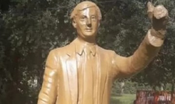 Una intendenta electa en Córdoba anunció que retirará una estatua de Néstor Kirchner de su pueblo