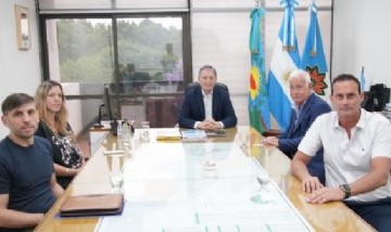 Fernando Gray recibió al presidente de la Cámara Regional de Comercio e Industria de Lomas de Zamora