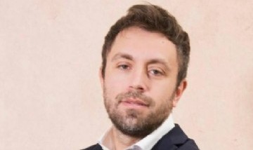 Denuncian que Federico Furiase usó un crédito del Banco Nación para comprar una tercera vivienda en un country