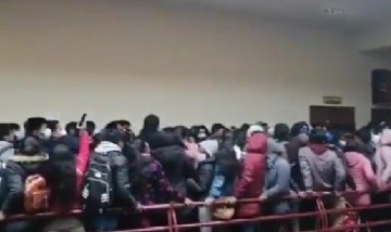 Dolor en Bolivia: siete estudiantes universitarios murieron al caer de un cuarto piso