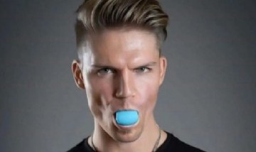 Abrieron en Palermo el primer gimnasio facial del país y estallaron las redes