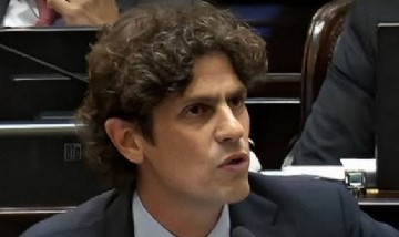 Lousteau pidió unir al PRO, Bregman, Kicillof y Cristina Kirchner en una coalición contra Milei