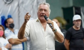 Barrionuevo lanzará un partido político para que el sindicalismo tenga más presencia en el Congreso