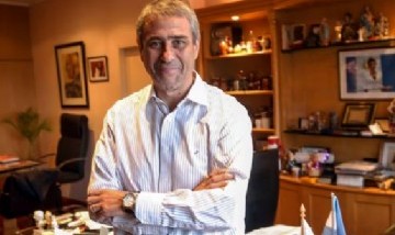 Ferraresi dejó la intendencia de Avellaneda y Magdalena Sierra confirmó que buscará sostener su gestión