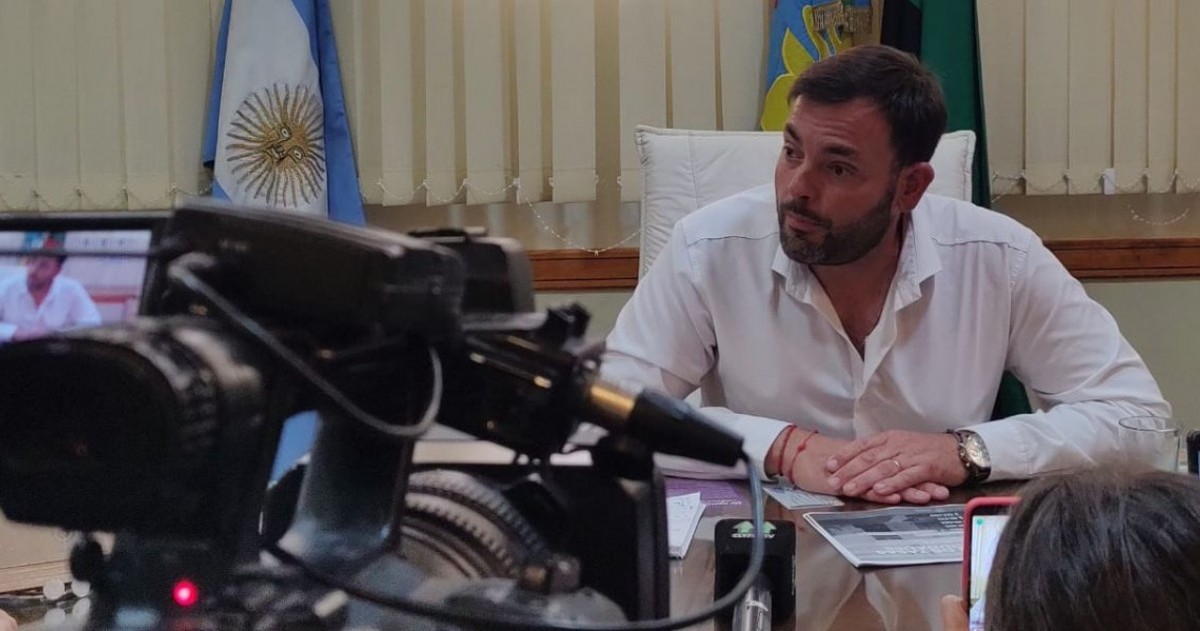 Bouvier explicó que no habrá nuevas tasas “por ahora”, pero que es necesario ordenar las cuentas del Estado.