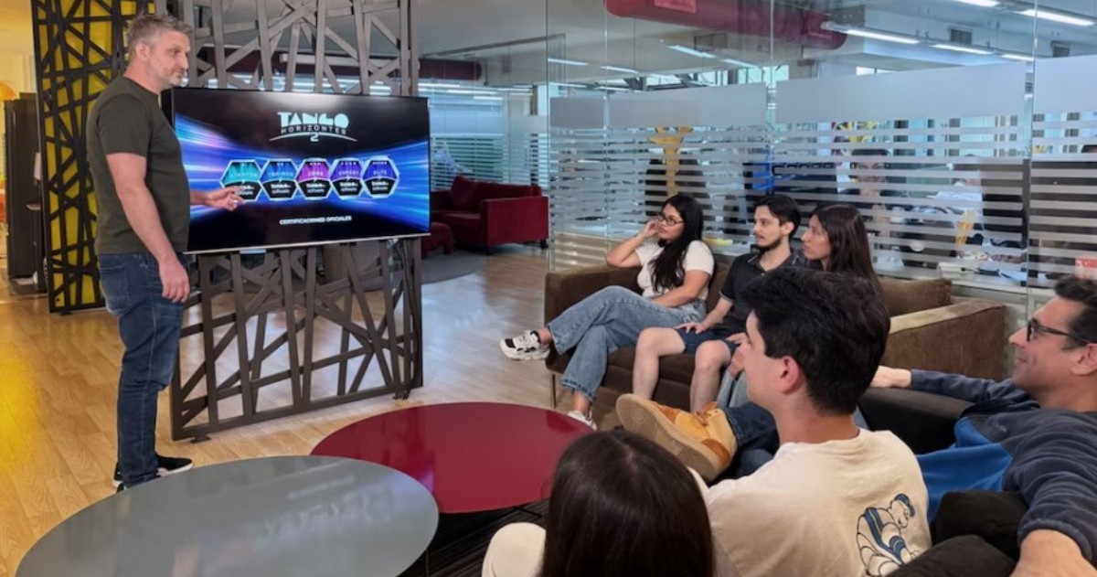 La iniciativa Tango Horizontes 2, impulsada por Axoft, permite formarse en administración, contabilidad y gestión con entrenamiento dentro del sistema Tango Software, utilizado por miles de empresas.