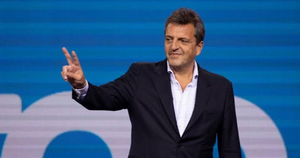 Sergio Massa se reunió en San Fernando con la Liga de Intendentes Peronistas y planteó su intención de actuar como “arquitecto” de una construcción amplia de cara a 2027.