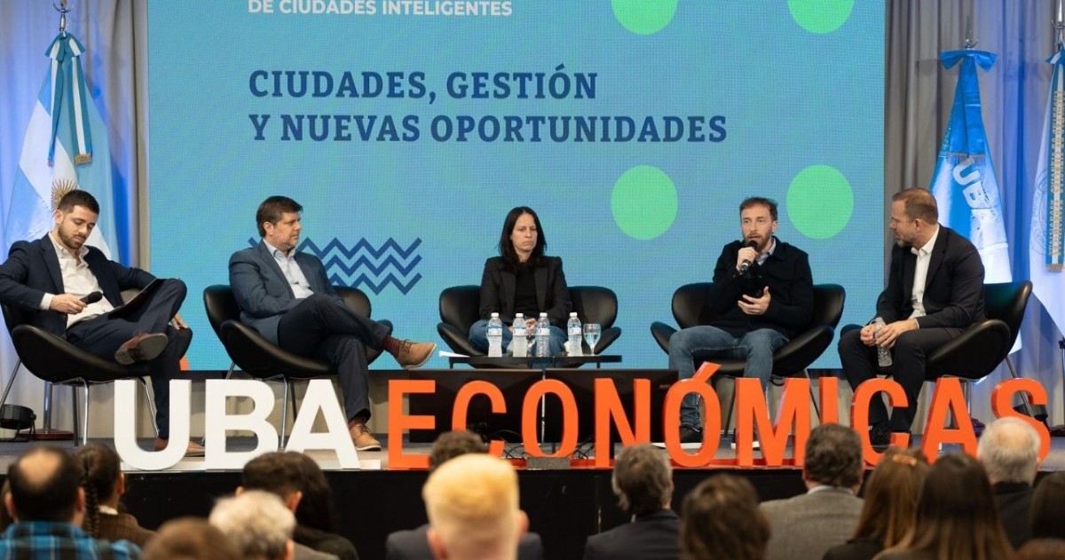 Federico Otermín expuso en la Facultad de Ciencias Económicas de la UBA la experiencia de gestión desarrollada en Lomas de Zamora y los proyectos vinculados con inteligencia artificial.