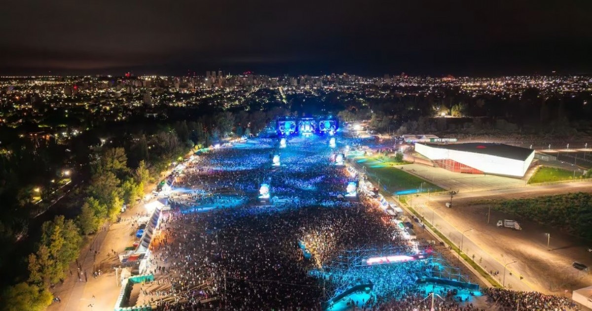 Del 5 al 8 de febrero, la Isla 132 recibirá a artistas como Trueno, No Te Va Gustar, Luciano Pereyra, Luck Ra, Ángela Torres, Dillom y La Beriso.