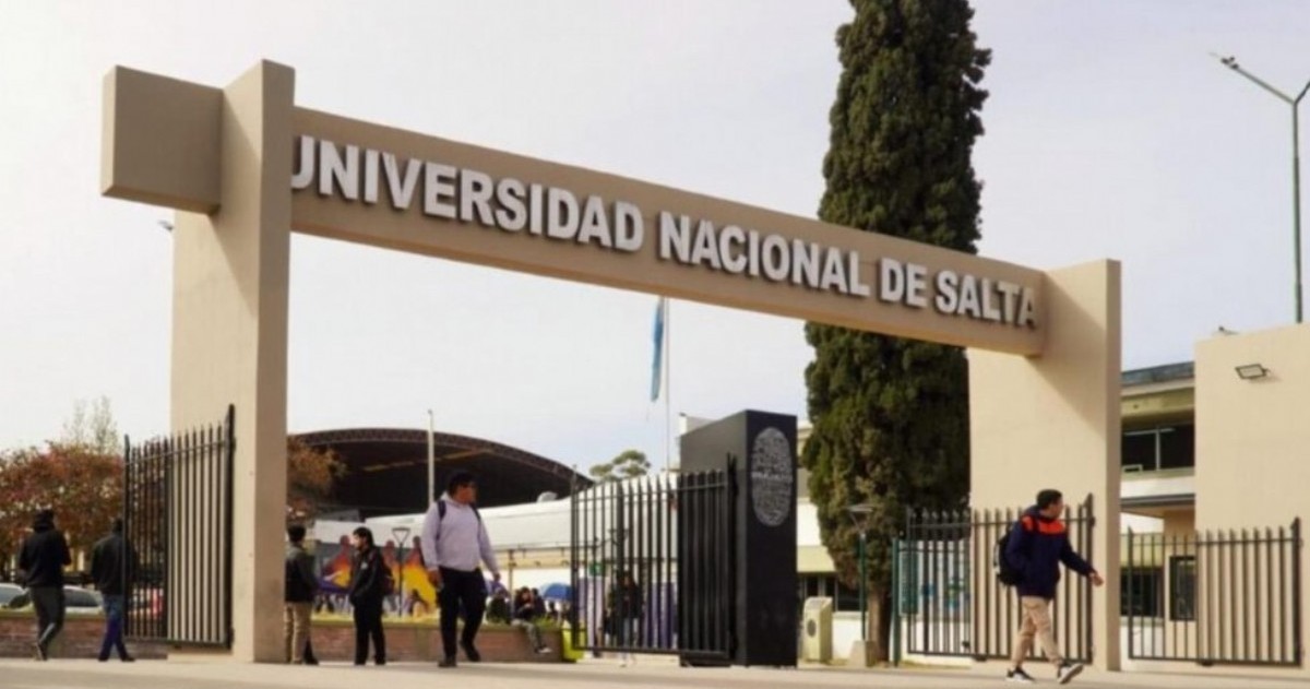 La universidad salteña registró una fuerte caída entre preinscriptos, ingresantes y alumnos activos.