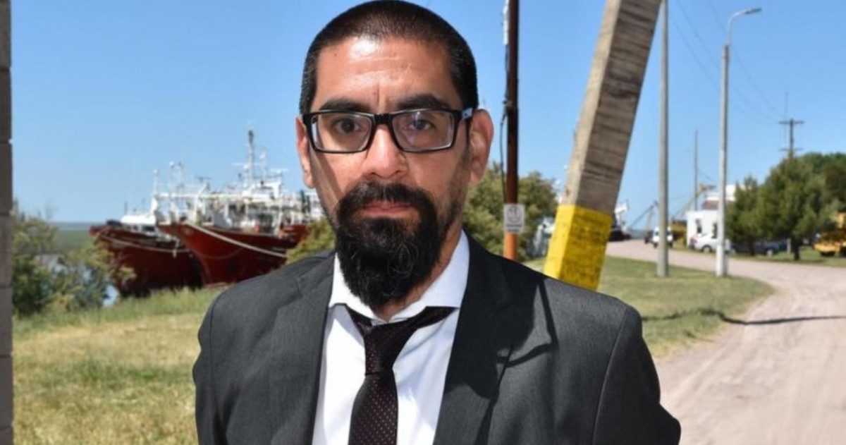 Rodrigo Aristimuño afirmó que los funcionarios municipales tienen los salarios congelados desde hace meses y reveló que él mismo lleva dos meses sin cobrar.