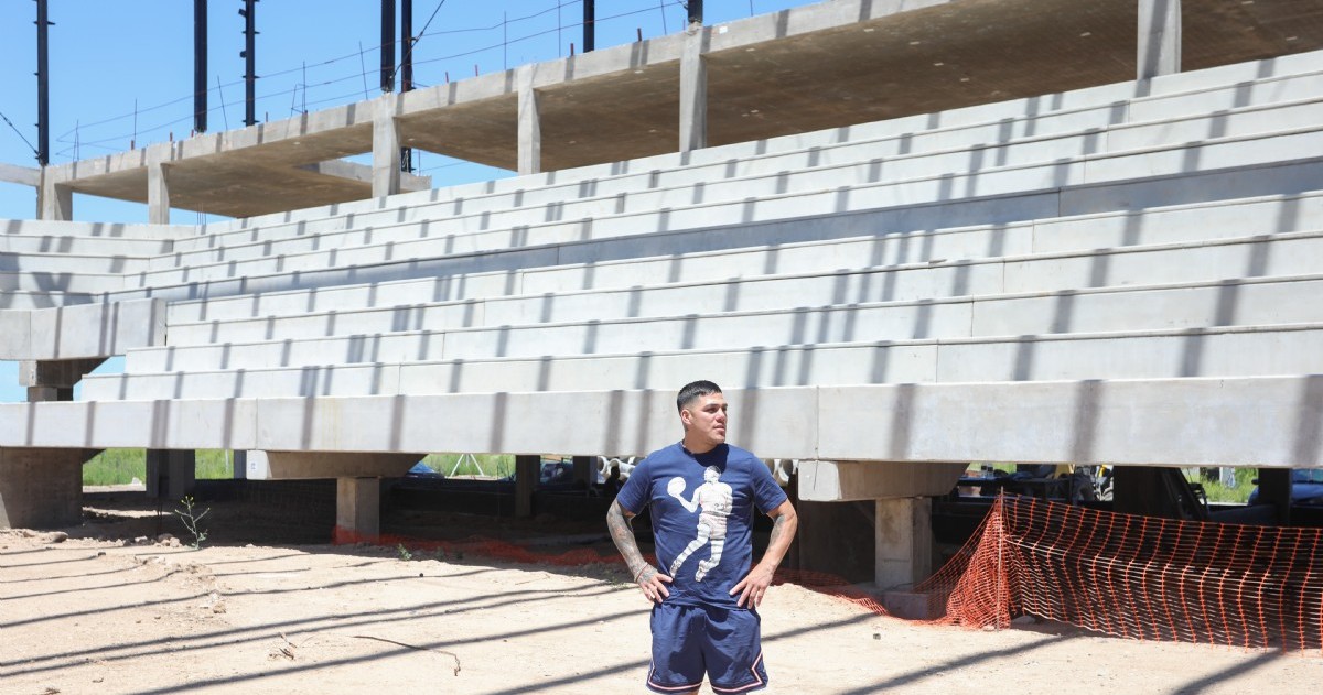 El campeón mundial destacó el avance superior al 70 por ciento del nuevo complejo municipal en Virrey del Pino y aseguró que será clave para el desarrollo social y deportivo de miles de chicas y chicos.