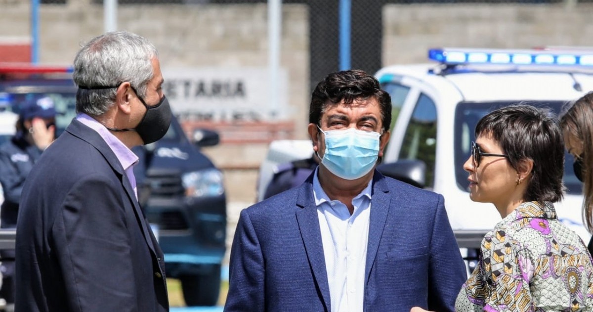 Ferraresi, Espinosa y Mendoza.