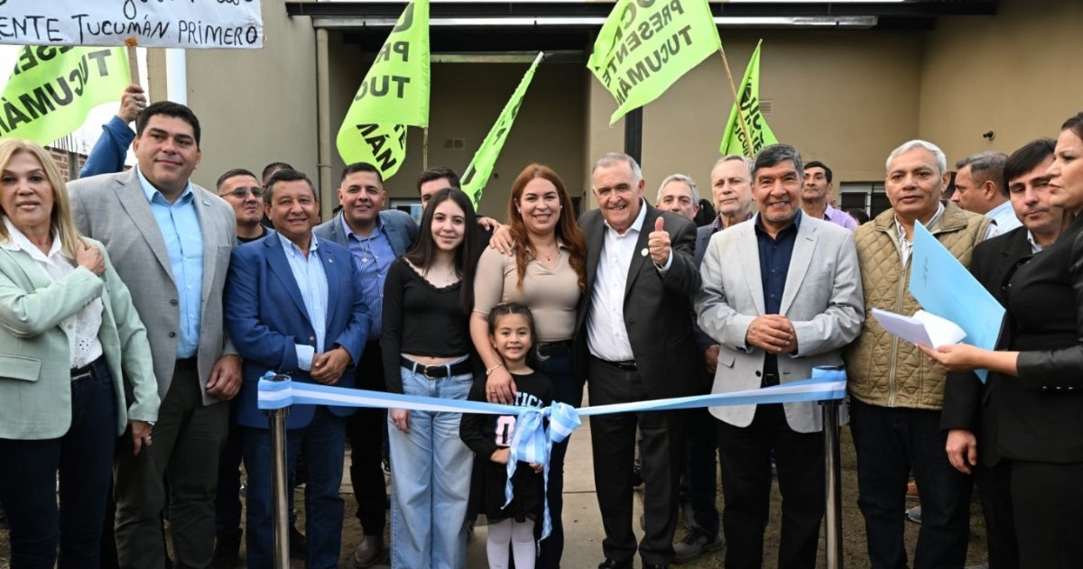 Osvaldo Jaldo encabezó la entrega de 38 viviendas en la comuna de Río Seco y aseguró que la Provincia continuará financiando obras habitacionales con fondos propios.