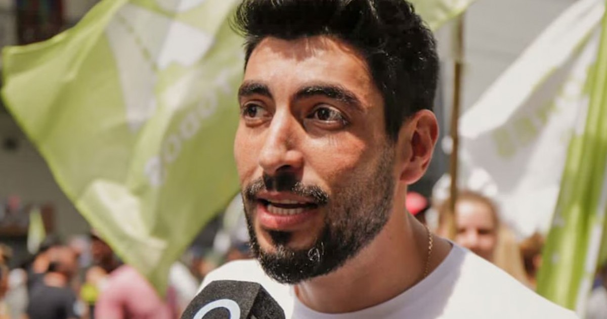 Facundo Moyano, exdiputado nacional e hijo del sindicalista Hugo Moyano, fue detenido por orden del fiscal Julián Pistone tras una denuncia presentada por una joven de 23 años.