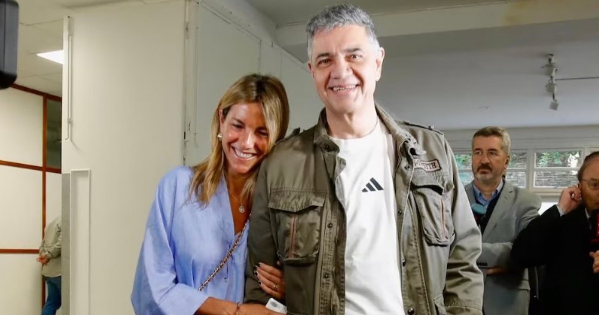 La periodista compartió la noticia con una foto y un mensaje lleno de emoción y gratitud.