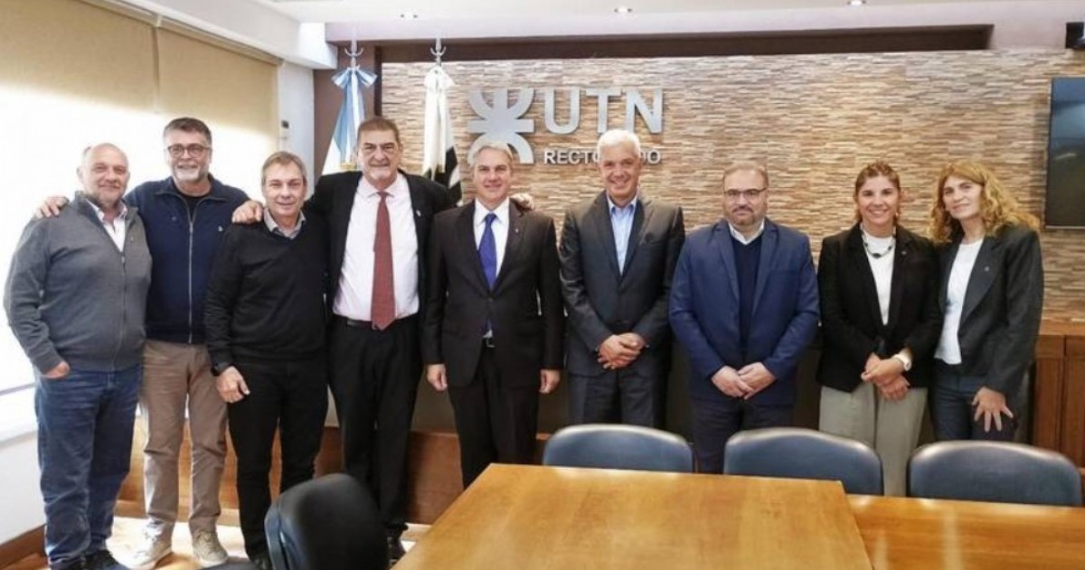 El intendente mantuvo reuniones en el Rectorado de la UTN para impulsar que el Aula local se convierta en Facultad Regional dentro del Centro Universitario de la ciudad.