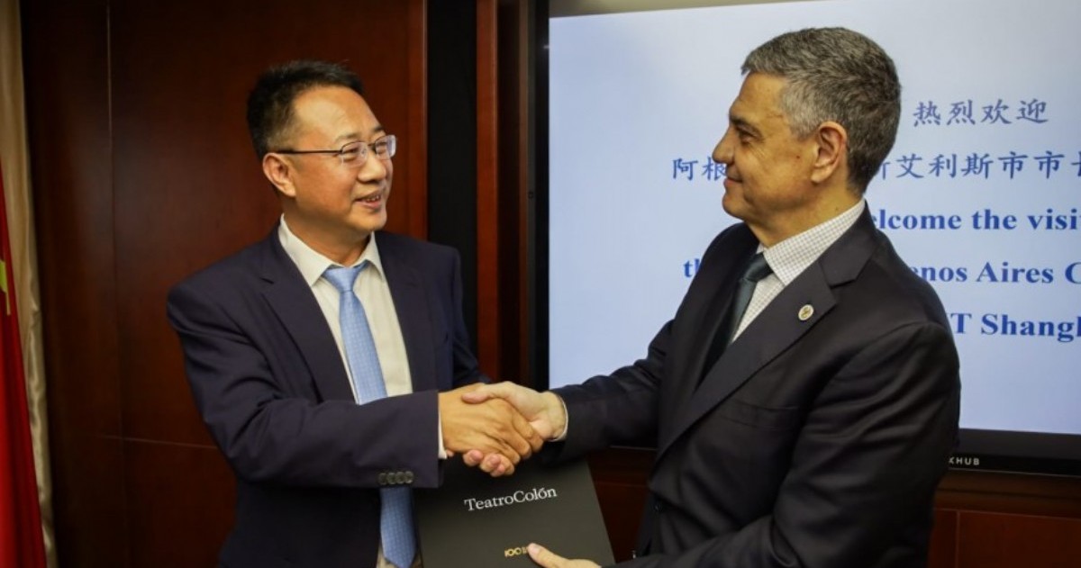 Durante su segunda jornada oficial en Shanghái, el jefe de Gobierno Jorge Macri mantuvo una serie de reuniones con empresas líderes y organismos chinos vinculados a la movilidad sustentable, la gestión ambiental y la inversión tecnológica.