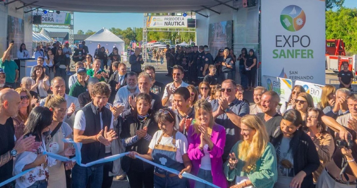 La feria reúne empresas, comercios y emprendedores en el Parque Náutico, con acceso gratuito y propuestas vinculadas a la producción local.