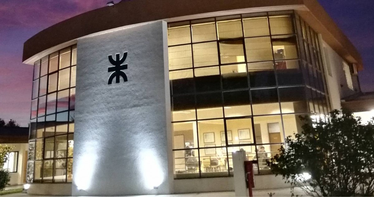 La capacitación, organizada por el municipio junto a la UTN y el San Rafael Gaming Club, agotó cupos en pocas horas y culminará en la feria GaDeCo. Apunta a formar desarrolladores desde cero.
