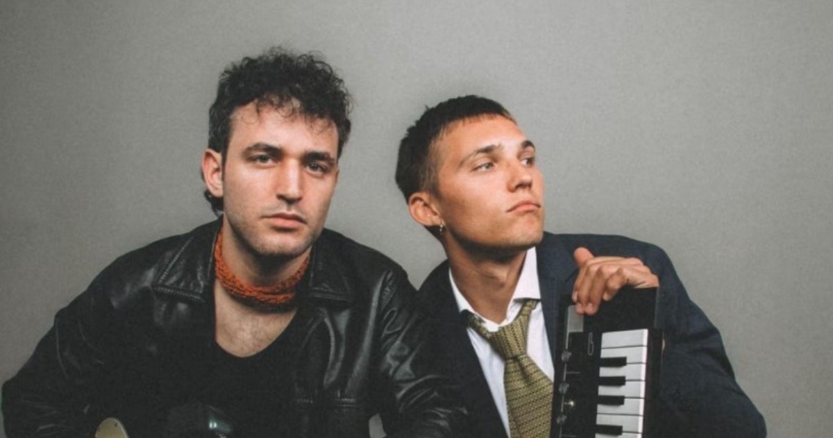 Koino Yokan y Alan Sutton lanzaron “Todo está por verse”, una colaboración que anticipa el próximo disco del dúo integrado por Tomás Otero y Jeremías Oro.