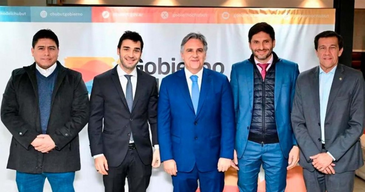 Torres, Valdés, Sadir, Pullaro y Llaryora se reunirán en Puerto Madryn para mostrar unidad y presentar propuestas de reforma fiscal federal.