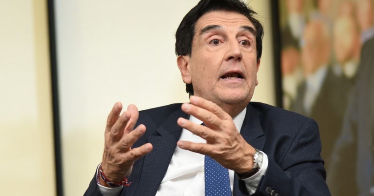 Carlos Melconian aseguró que la recuperación económica no llega a buena parte de la población y puso en duda la solidez del orden macroeconómico que reivindica el oficialismo.