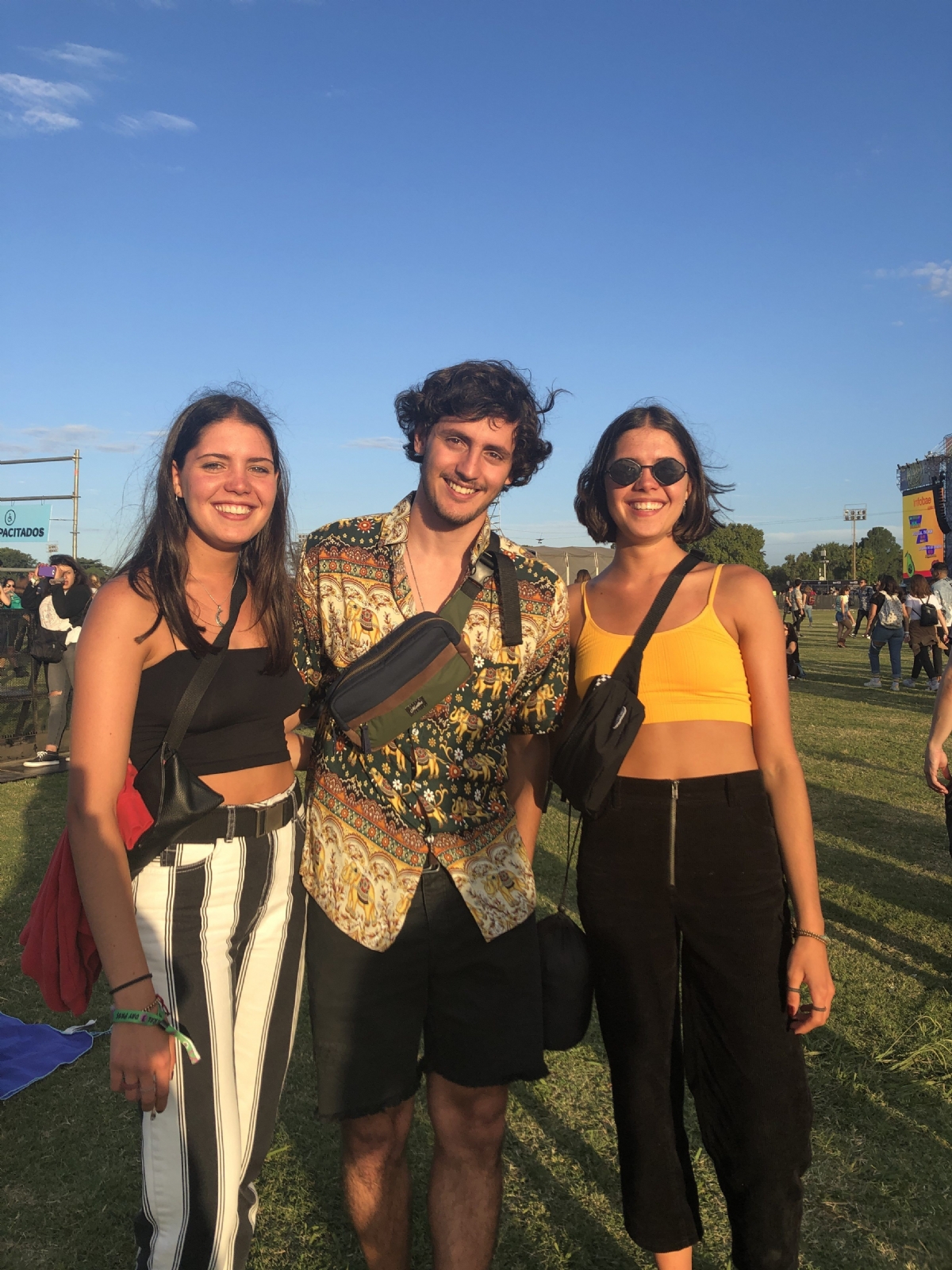 Casual pero siempre trend. Las riñoneras llegaron para quedarse y fue el accesorio favorito de Lollapalooza