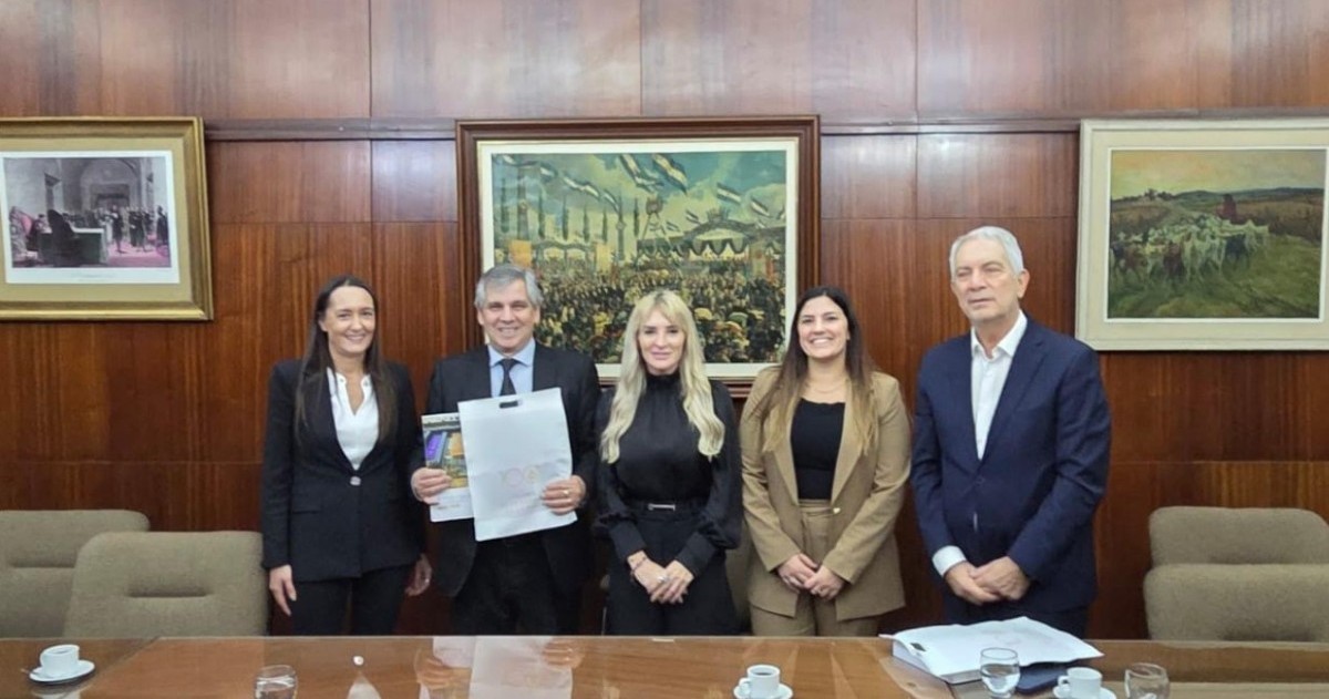 Guillermo Britos participó del ciclo “Poder Local, Experiencias y Desafíos” junto al intendente de La Plata, Julio Alak, donde compartió su visión sobre las políticas de seguridad.