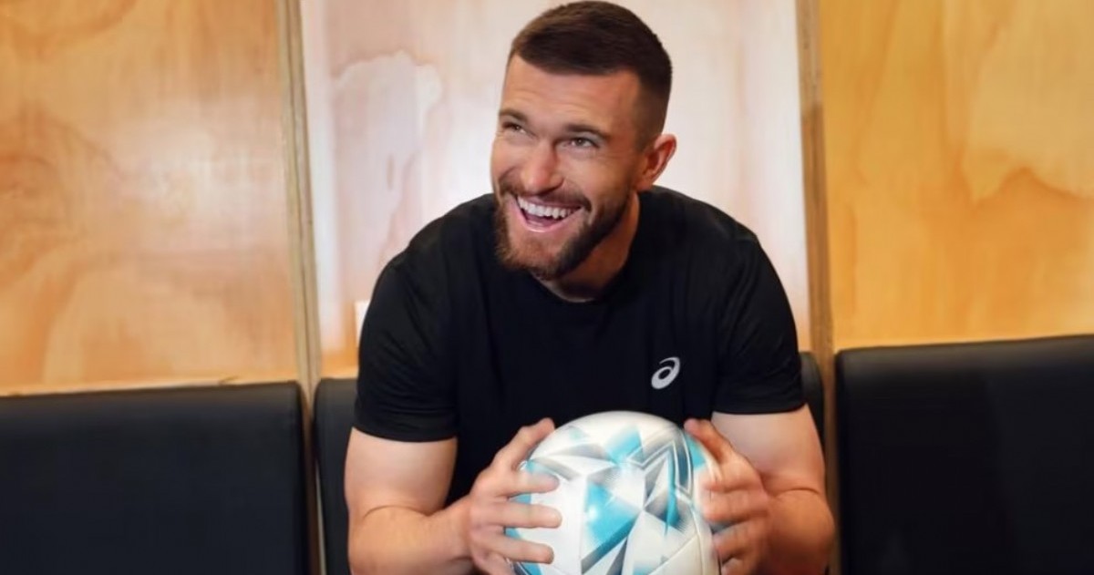 Tim Payne pasó de ser uno de los futbolistas menos conocidos del Mundial a superar los 2,5 millones de seguidores en cuestión de días.