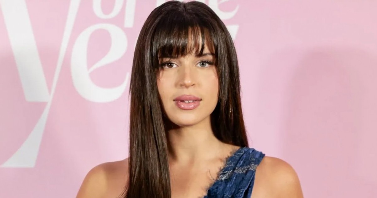 Más de 40 mil personas celebraron la llegada de la primavera en el Planetario porteño con un line up explosivo de música urbana y electrónica. La artista curó la fiesta y se lució como anfitriona.