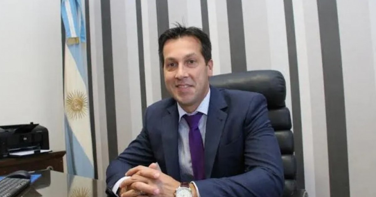 El intendente cuestionó la presentación de una ambientalista que busca suspender el proceso licitatorio del histórico complejo y aseguró que la Justicia la rechazará.