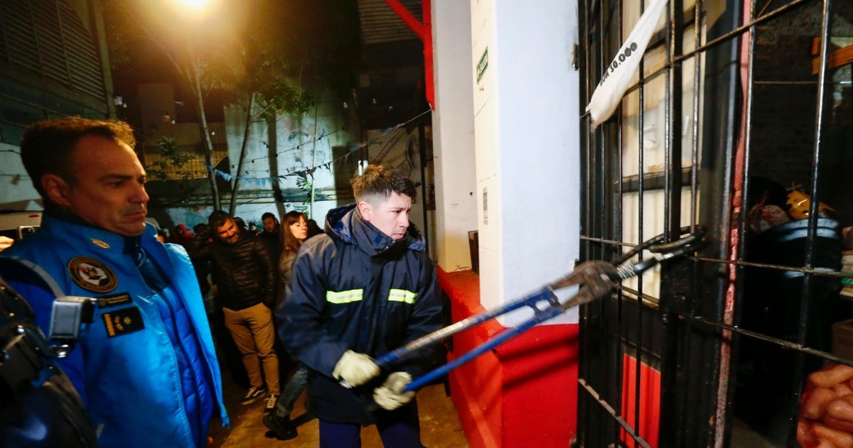 Estaba detrás del Mercado de Bonpland y fue ocupado hace más de 20 años. Hay un detenido: un empleado que tenía orden de captura.