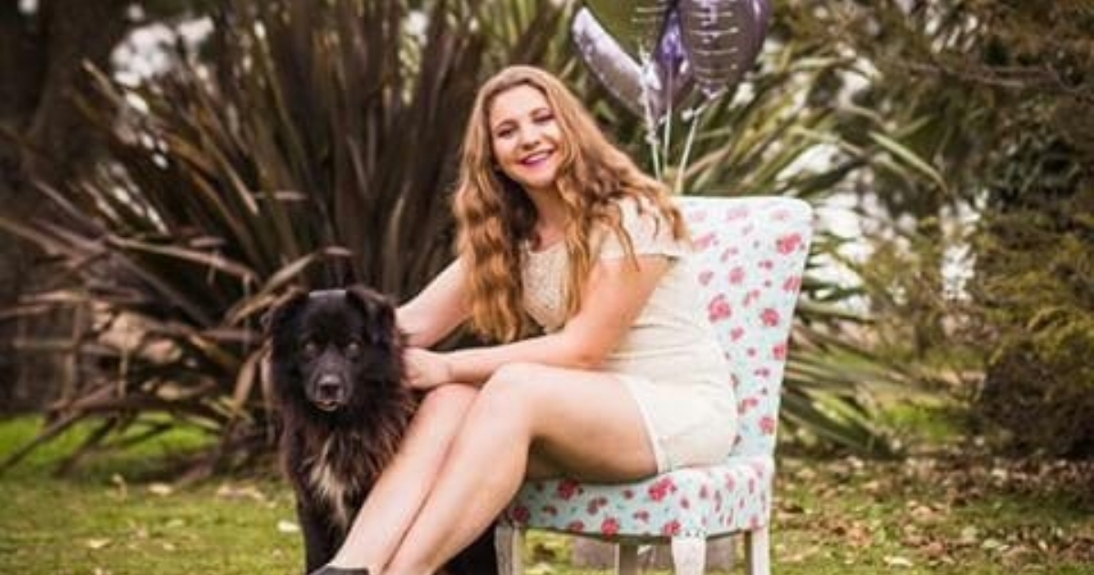 Fotos del cumple de 15 de Francina, junto con su mascota Ciro. Agustin Roca, Buenos Aires.