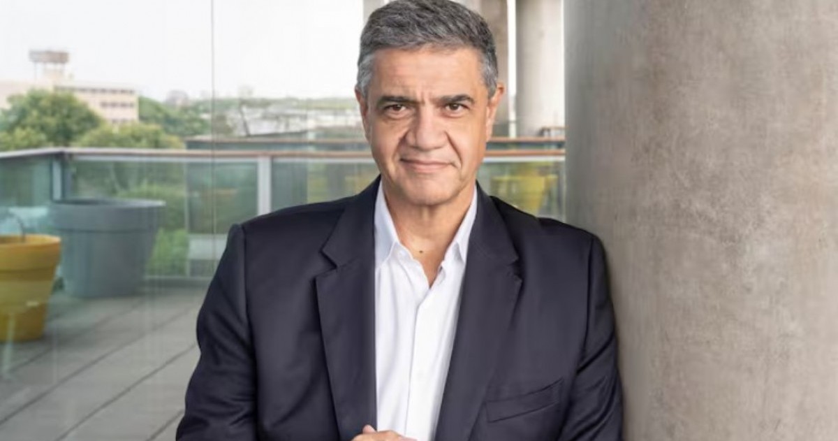 Jorge Macri afirmó que la reducción de cargos responde a una política de modernización del Estado en CABA.
