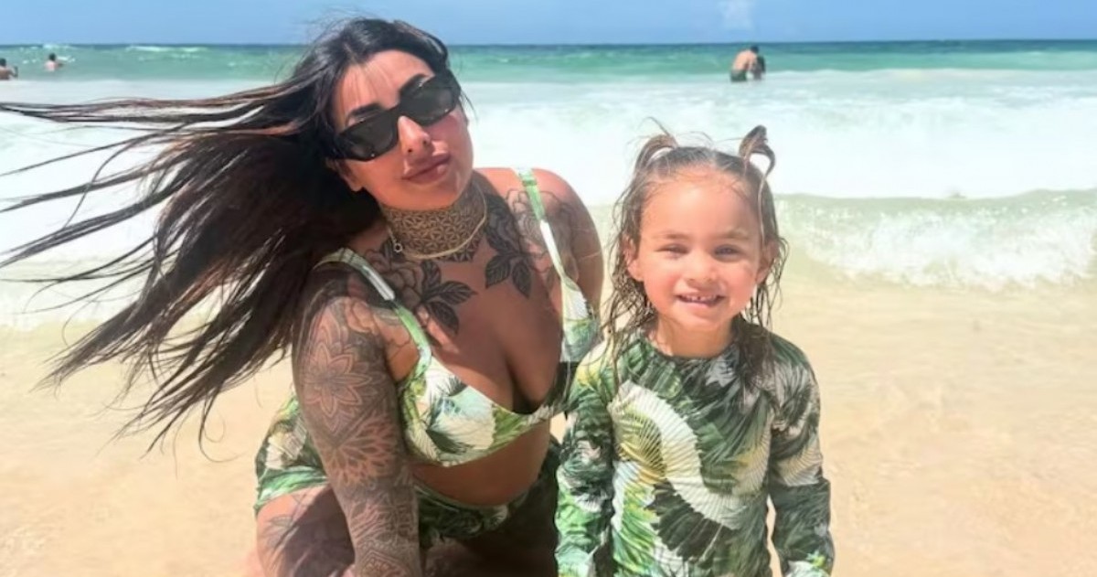 Desde Punta Cana, la ex de L-Gante respondió a quienes la critican: “Sí, estoy gordita. Los cuerpos cambian, la vida también”.